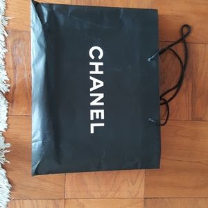Large chanel bag